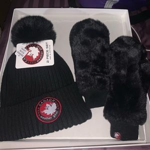 NWT Canada weather gear hat